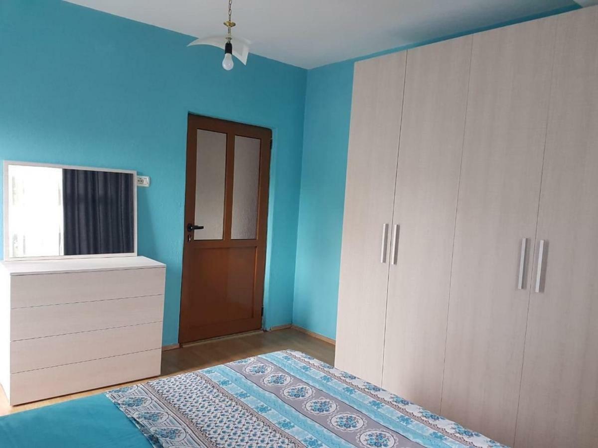 Lovely Apt At The Heart Of The City&Near The Lake Pogradec Exterior photo